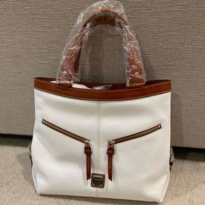 Authentic New With tags. Dooney and bourke Sara bag